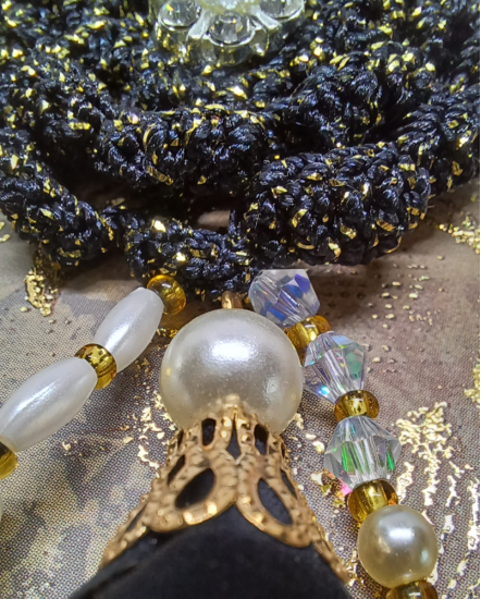 Háčkované  dizajnové náušnice "Festival módy,dizajnu a umenia"